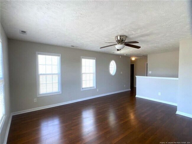 Building Photo - 1604 Kershaw Loop