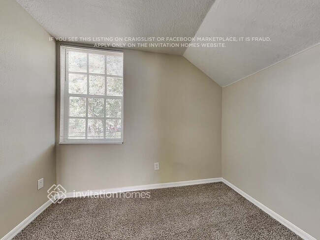 Building Photo - 5803 Meadowpark Pl