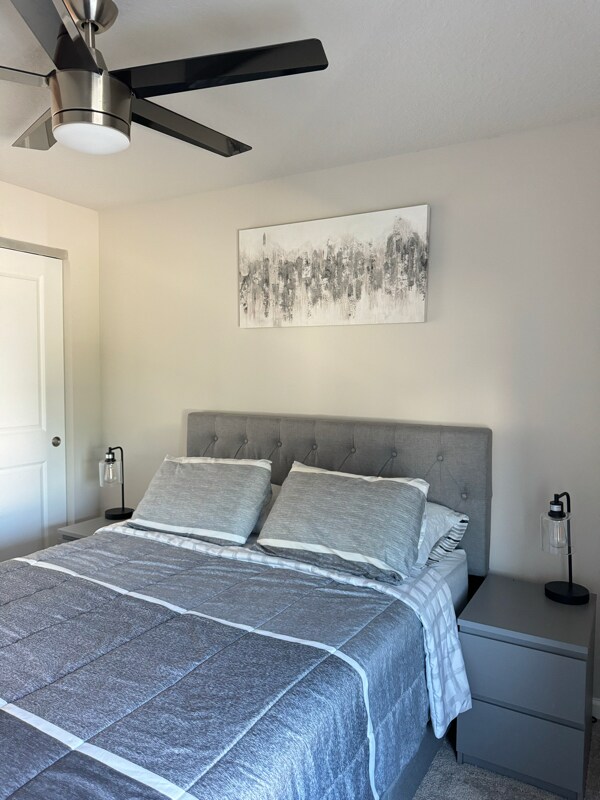 Building Photo - 5649 Mentmore Dr