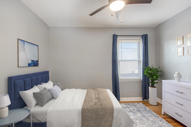 Building Photo - 8754 Florence Ave