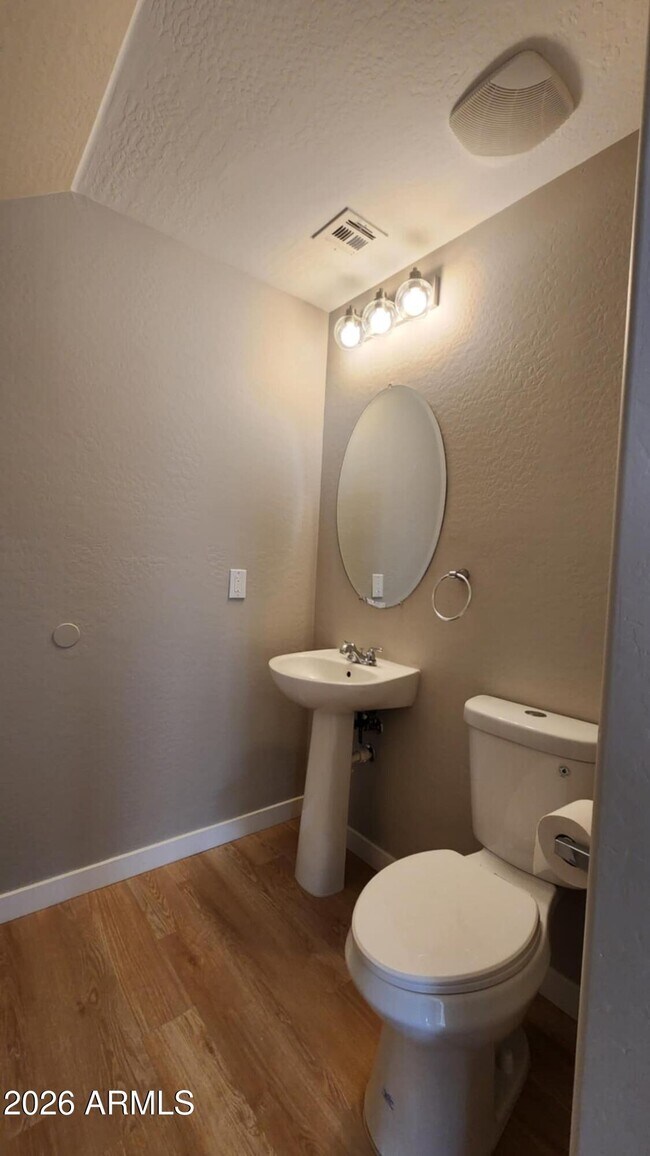 Building Photo - 41393 W Capistrano Dr