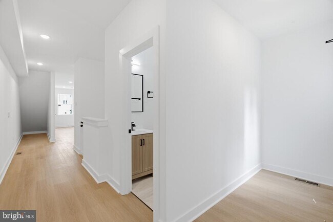 Building Photo - 2251 N 12th St