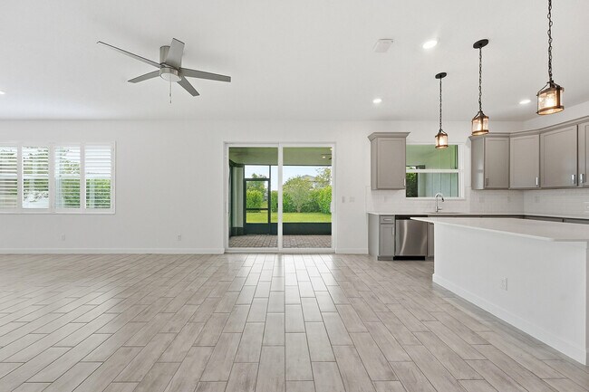 Building Photo - 1261 Deer Hvn Dr
