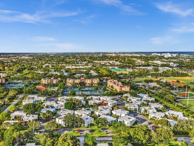 Building Photo - 524 Osprey Dr