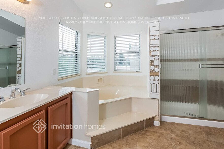 Building Photo - 8278 Olander Way