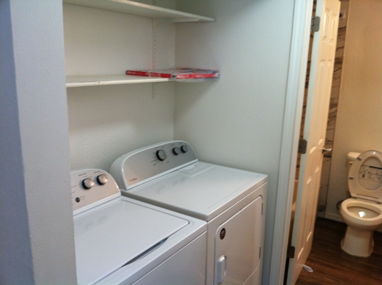 Building Photo - 917 142nd Ave SE