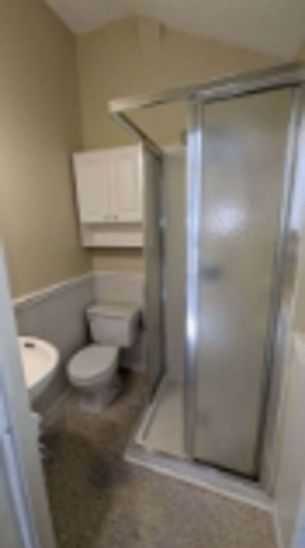 Building Photo - 197 Theall St