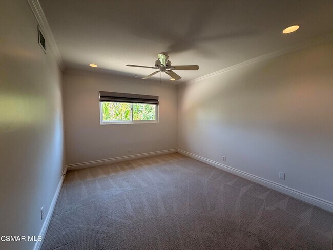 Building Photo - 2344 Highgate Rd