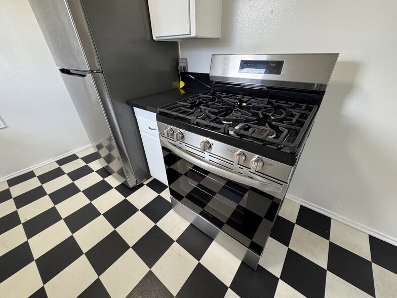 Building Photo - 1748 S Robertson Blvd