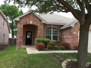 Building Photo - 15617 Gatehouse Dr
