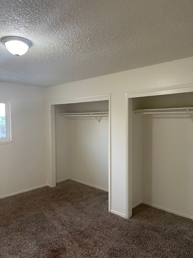 Building Photo - 2270 Blossom St