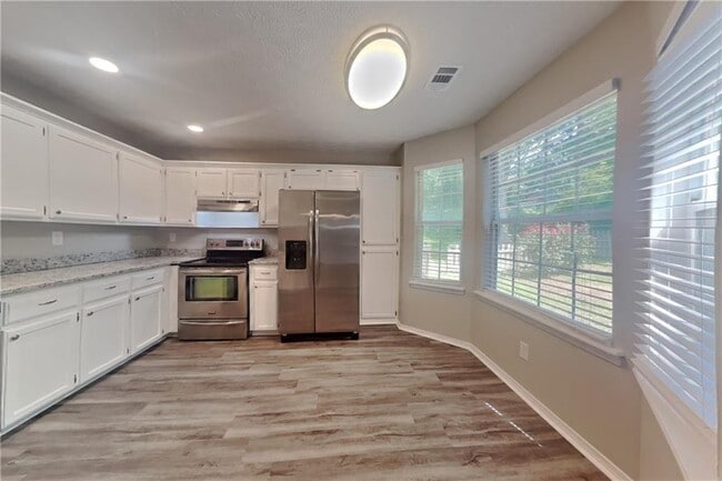Building Photo - 5025 Bent Creek Ct