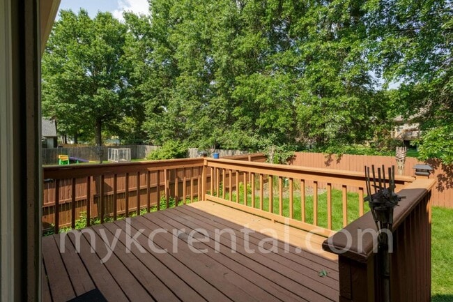 Building Photo - 2024 S Downing St