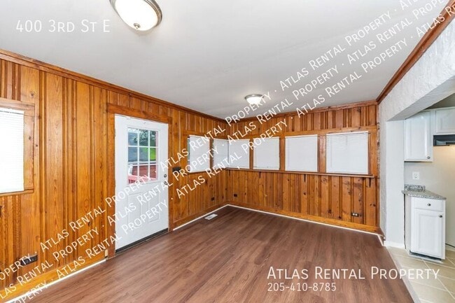 Building Photo - 400 3rd St E