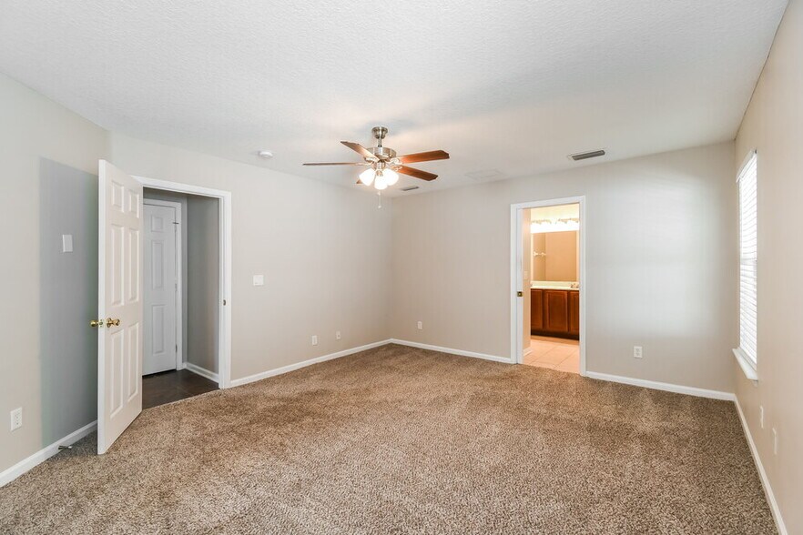 Building Photo - 741 Indigo Run Dr