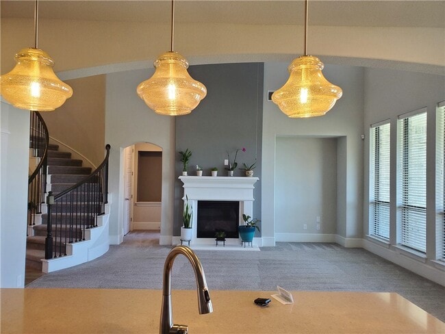 Building Photo - 108 Shady Point Ct