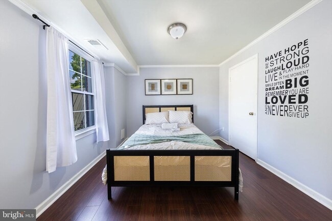 Building Photo - 4333 Cedarlake Ct