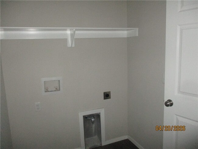 Building Photo - 904 S Excelsior Dr