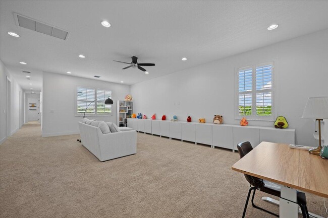 Building Photo - 1127 Faulkner Ter