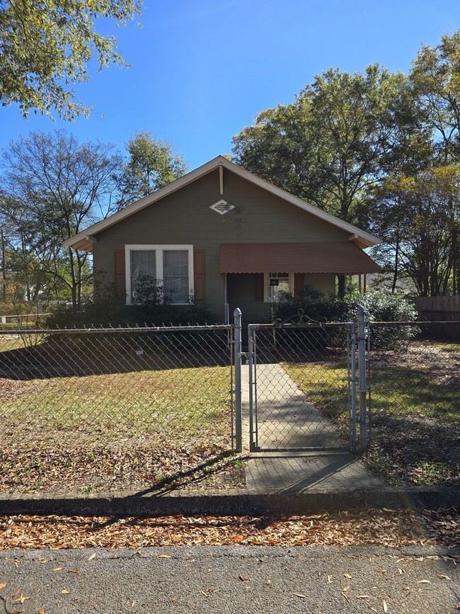 Building Photo - 345 Second St