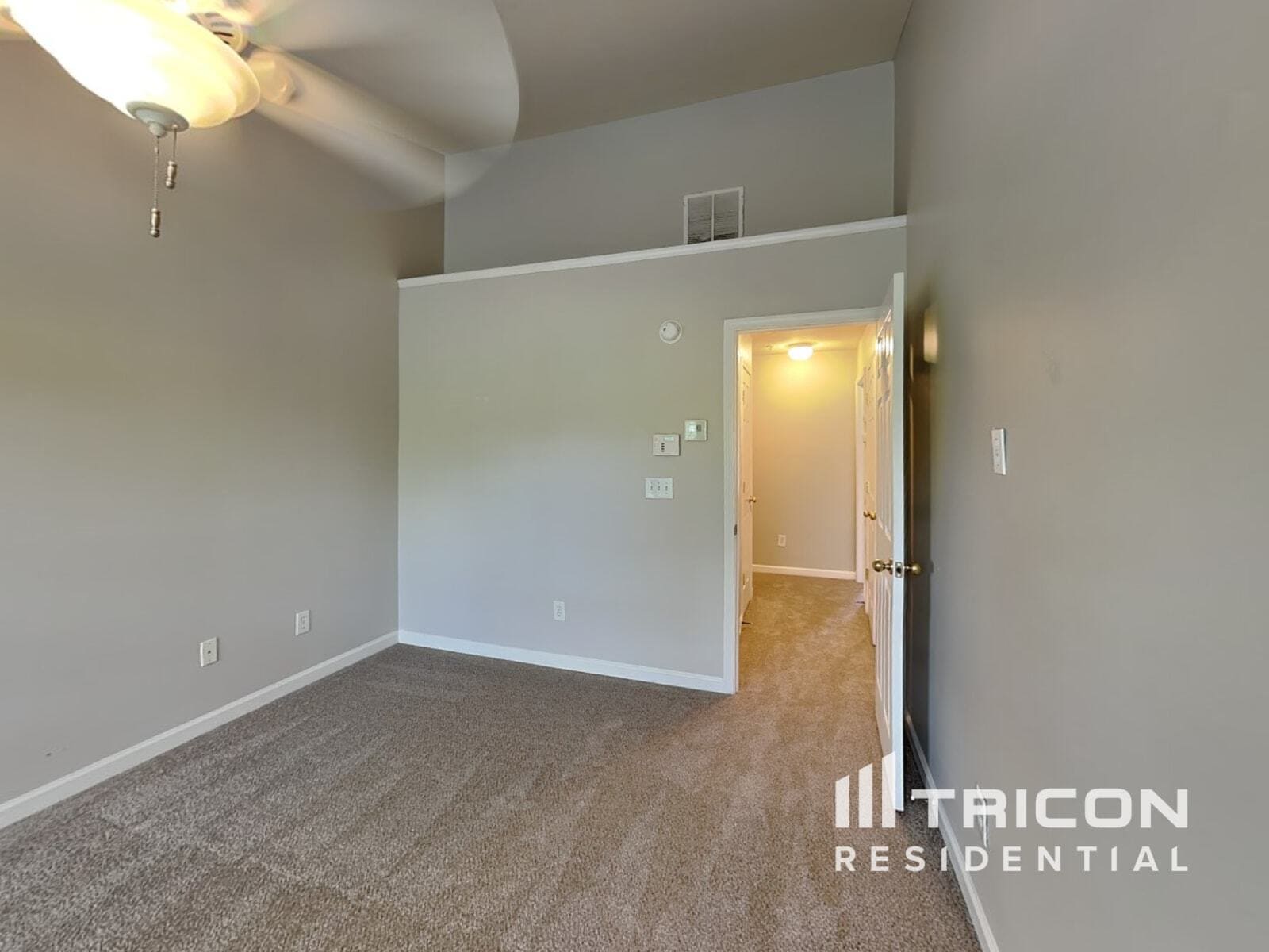Building Photo - 1771 Highlands View Dr