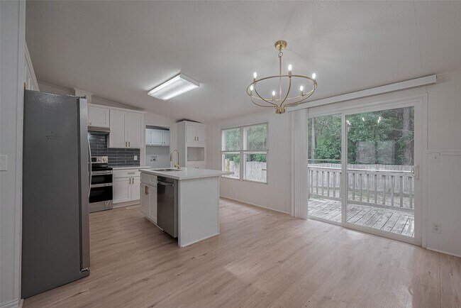 Building Photo - 16282 Wild Oak Ln