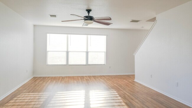 Building Photo - 8823 Mission Brk