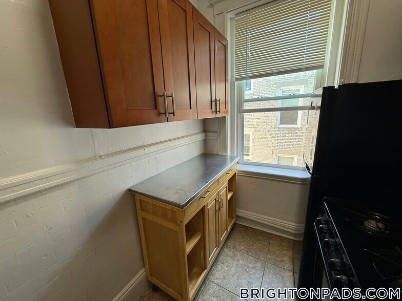 Building Photo - 9 Egremont Rd