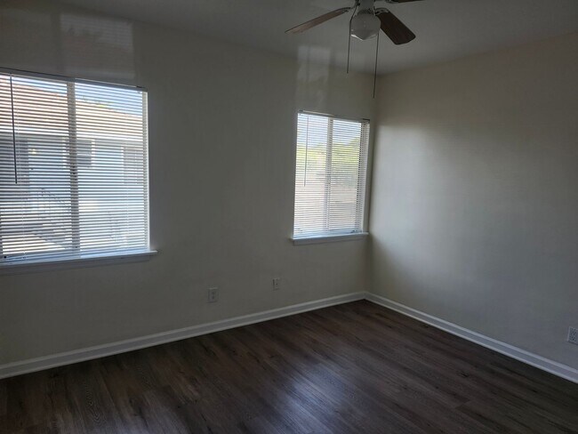 Building Photo - 5259 W Slauson Ave