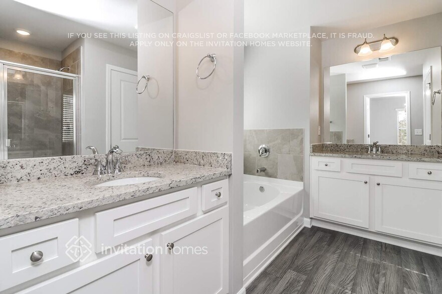 Building Photo - 106 Streambank Ct