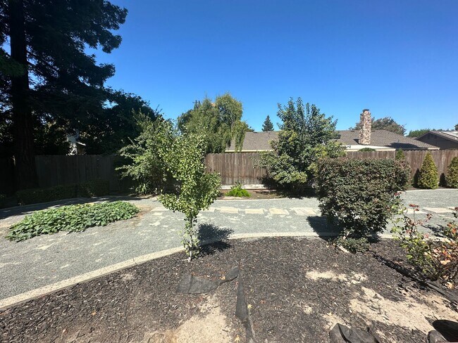 Building Photo - 2601 Bardolino Ln