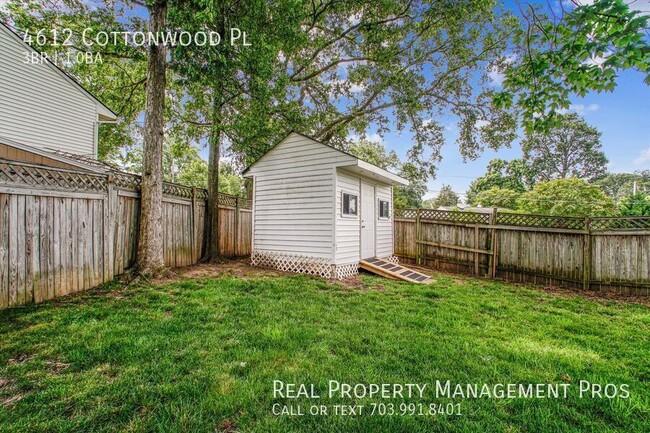 Building Photo - 4612 Cottonwood Pl