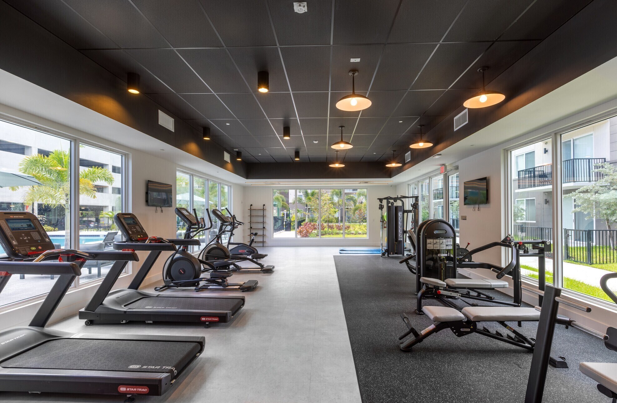 Building Photo - 375 N Biscayne River Dr