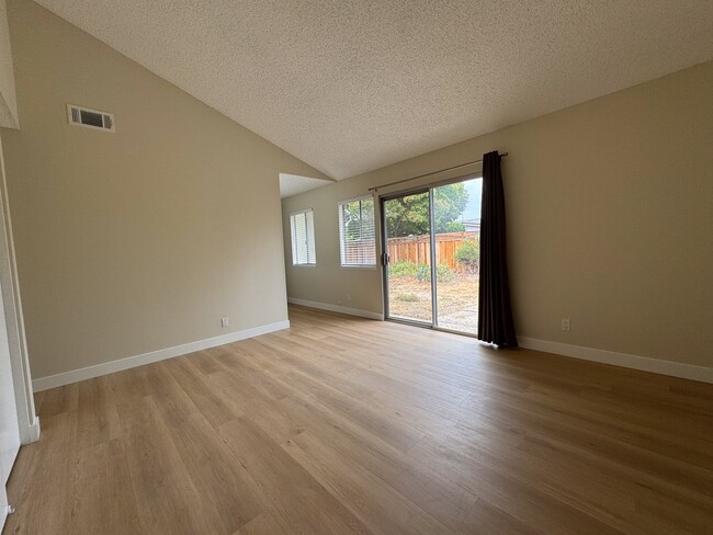 Building Photo - Beautiful Home | Completely Remodeled