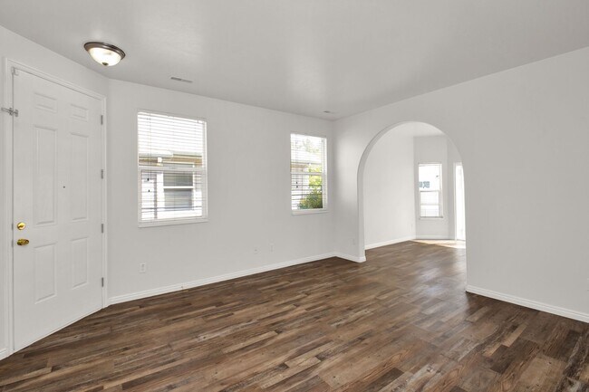 Building Photo - 286 Caleb Dr