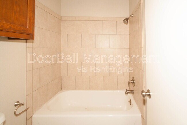 Building Photo - 9338 S 92nd E Ave