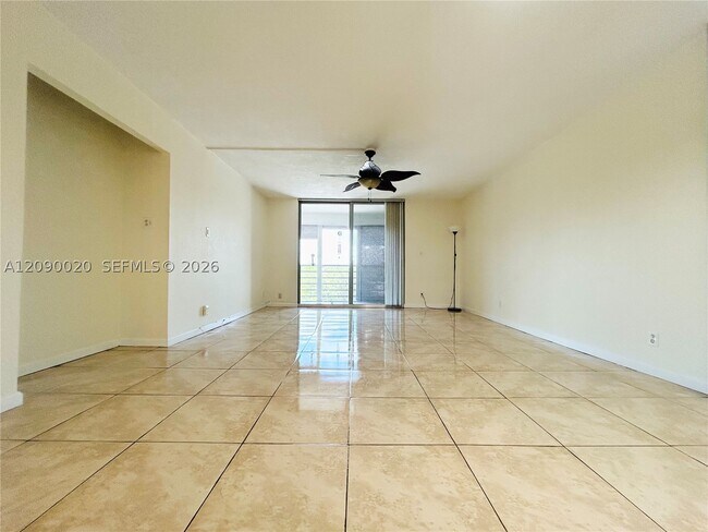Building Photo - 403 NW 68th Ave