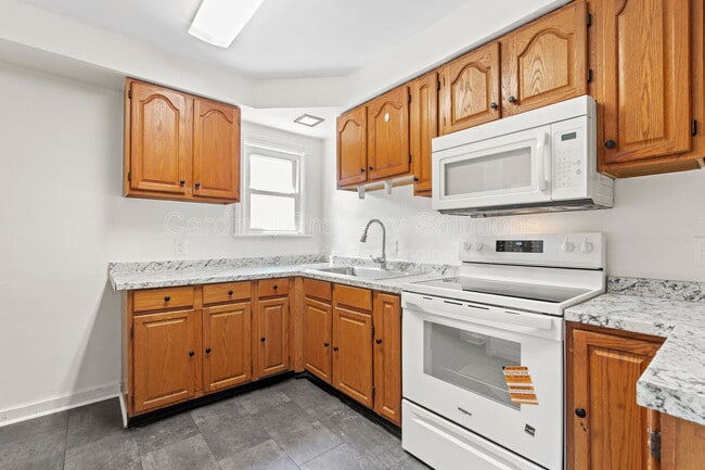 Primary Photo - 2602 Elmo Pl