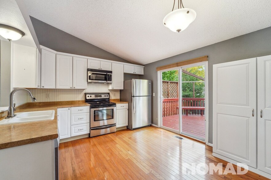 Building Photo - 3206 Crockett St