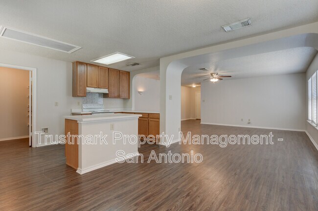 Building Photo - 3313 Fresno Pl