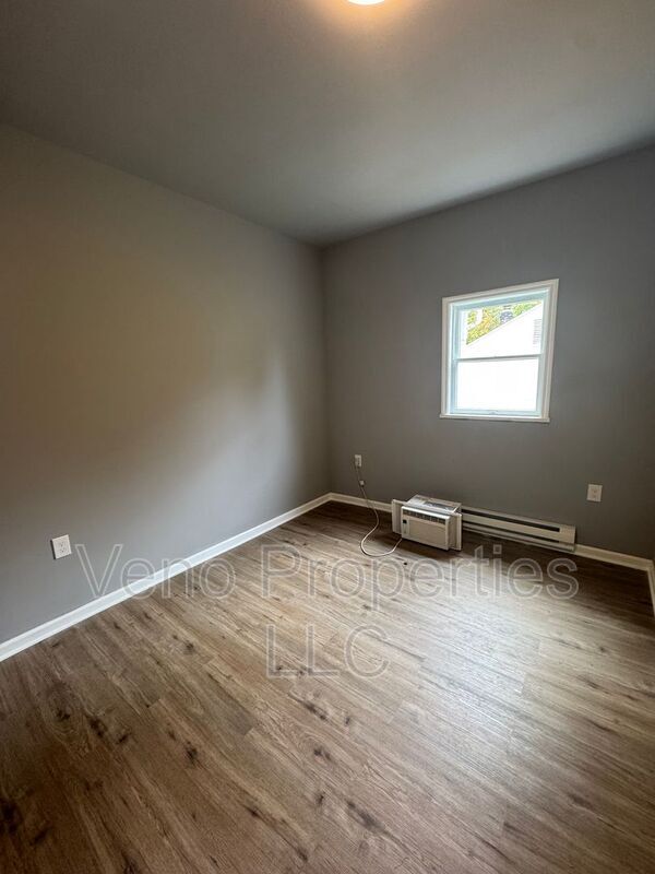 Building Photo - 17-19 Avenue A.