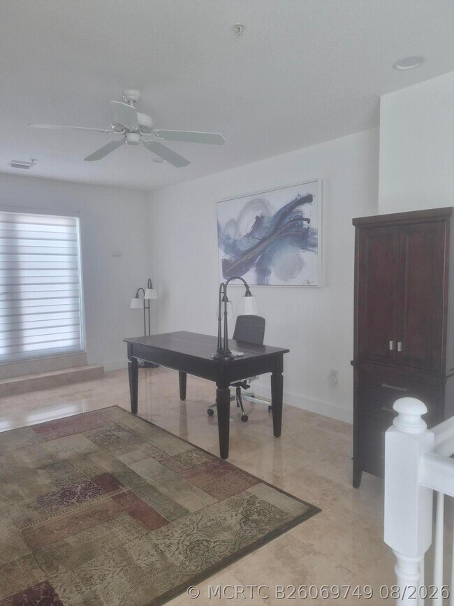 Building Photo - 71 Isle of Venice Dr