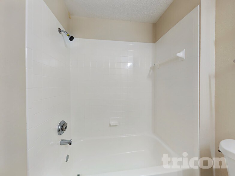 Building Photo - 3250 Kelling St