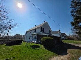 Building Photo - 408 17th Ave