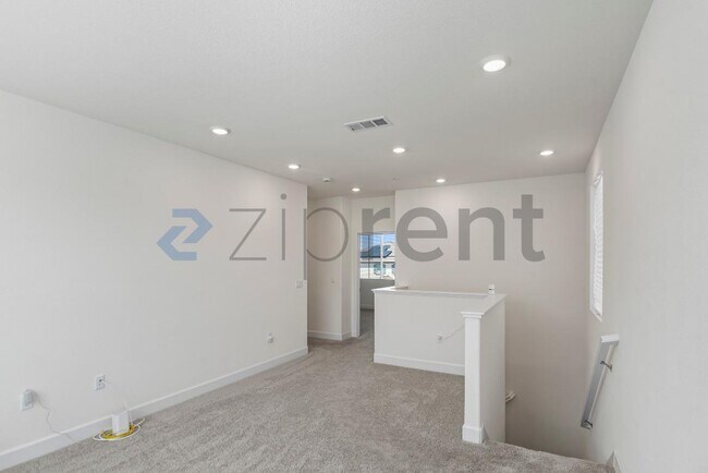 Building Photo - 109 Tranquil Ln