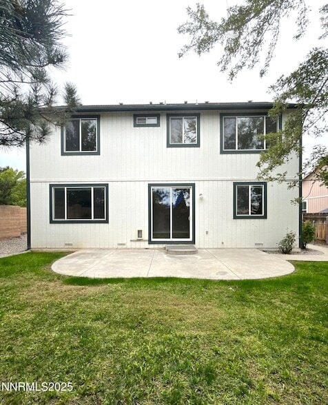 Building Photo - 1998 Amber Leaf Ct