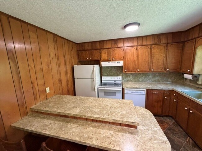 Building Photo - 3399 NC-16