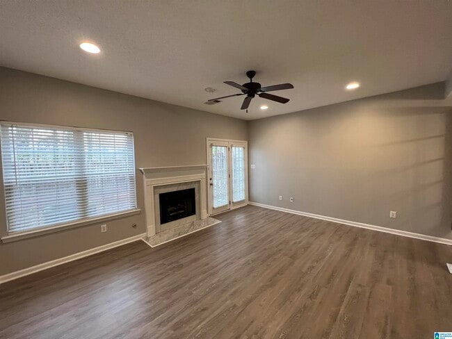 Building Photo - 1648 Savannah Park Ln