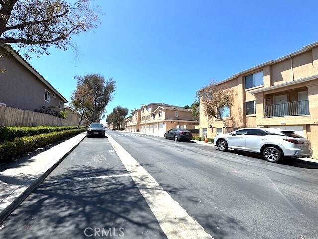 Building Photo - 1011 Harbor Village Dr