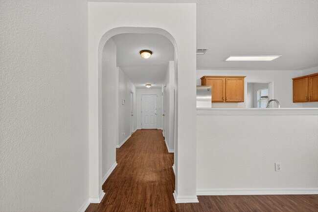 Building Photo - 4935 Dahlia Terrace